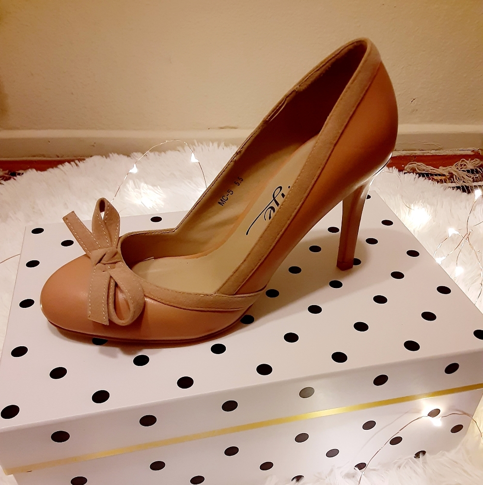 ModCloth heels - Picture 6 of 7